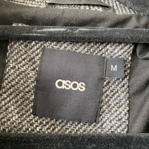 Asos-Wool Blend Basket Weave and Clasp Front Short Coat (Medium) - Picture 10 of 10